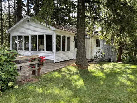 514 Sharpes, Elkhart Lake, WI 53020