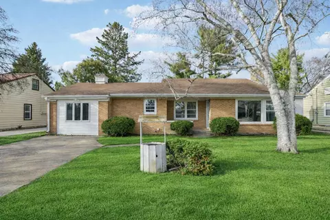 1939 Jackson, Beloit, WI 53511