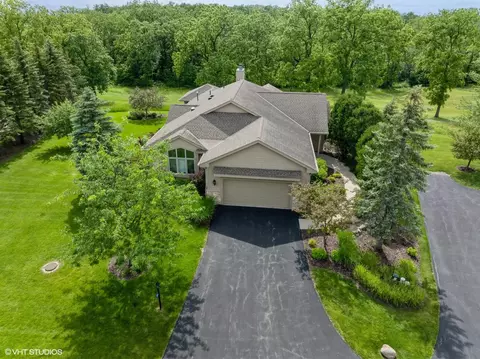 572 Trevino #54-14, Geneva, WI 53147
