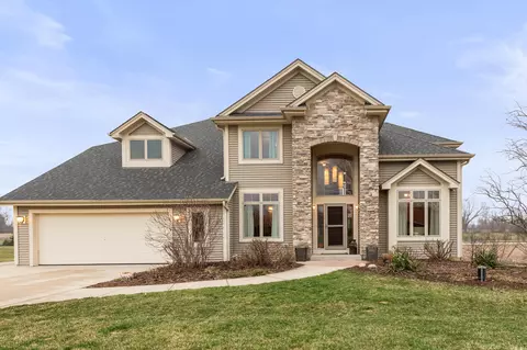 w360n7572 Thomas, Oconomowoc, WI 53066