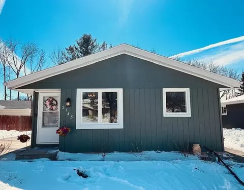 2143 Macarthur, Waukesha, WI 53188