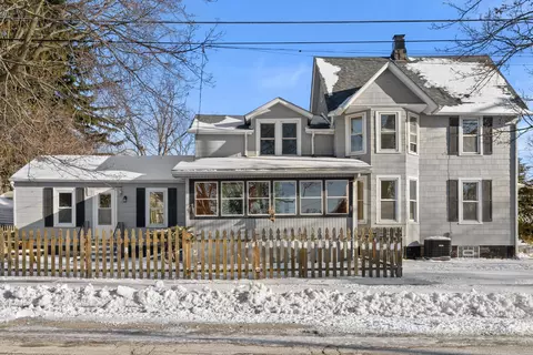 6036 3rd, Kenosha, WI 53143