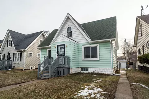 4858 N 26th, Milwaukee, WI 53209