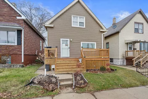 2715 S 14th, Milwaukee, WI 53215