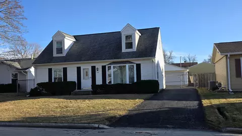 5509 Hilldale, Racine, WI 53406