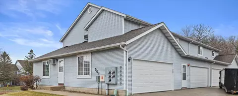 501 Slinger #1, Slinger, WI 53086