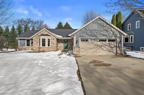 213 Ryan, West Bend, WI 53095