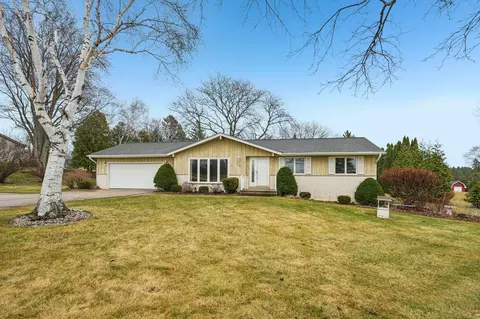 558 Horns Cors, Cedarburg, WI 53012