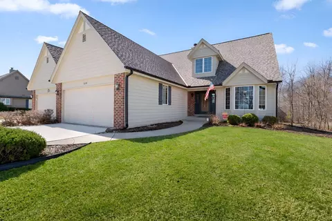 565 S Mcpride #B, Brookfield, WI 53045