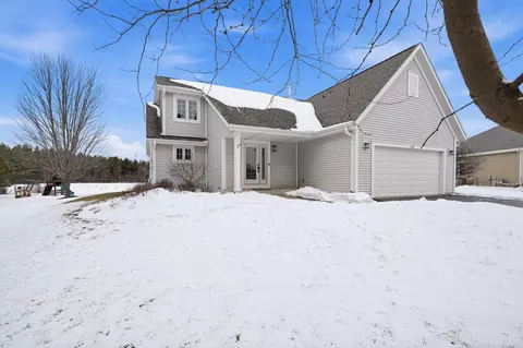 307 Scuppernong, Dousman, WI 53118