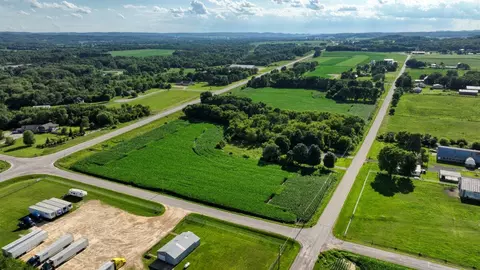 0 Hamlet Avehwy 16, Sparta, WI 54656