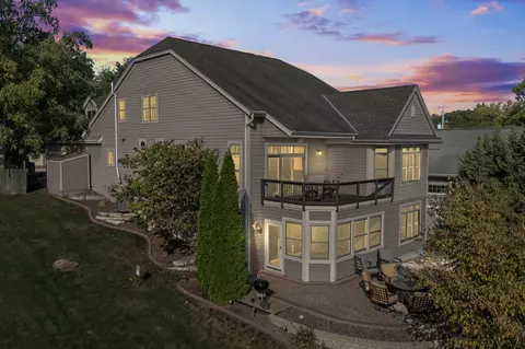 6507 Willow, Waterford, WI 53185