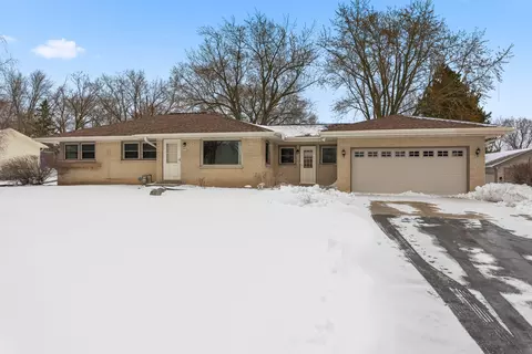 3756 S 124th, Greenfield, WI 53228