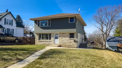 231 Prospect, Pewaukee, WI 53072
