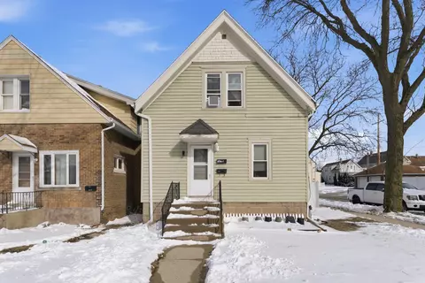 1028 S 61st, West Allis, WI 53214