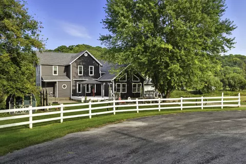 n6754 Mccurdy Place, Onalaska, WI 54636