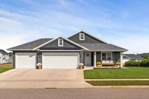 1605 Waxwing, Holmen, WI 54636