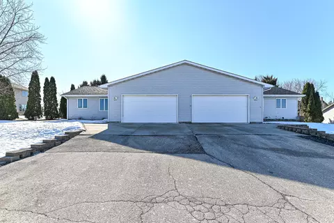 5971 Christine #5973, Burlington, WI 53105