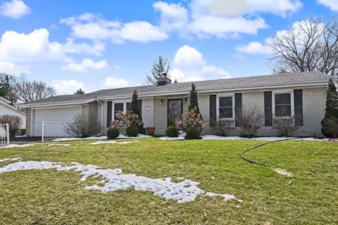 1993 Rambling Rose, Waukesha, WI 53186