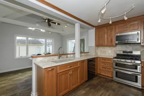 2924 N 79th, Milwaukee, WI 53222