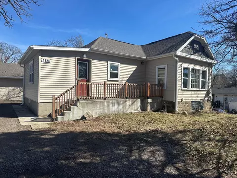 n1224 Clover Road, Bloomfield, WI 53128