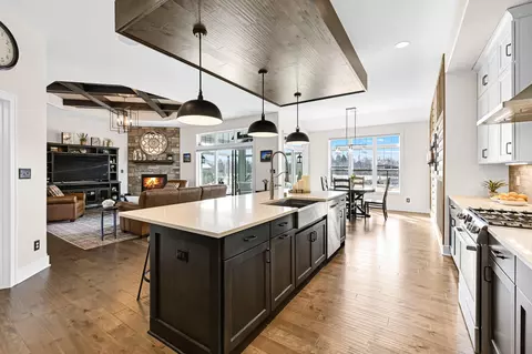 n65w15789 Fox Mdw, Menomonee Falls, WI 53051