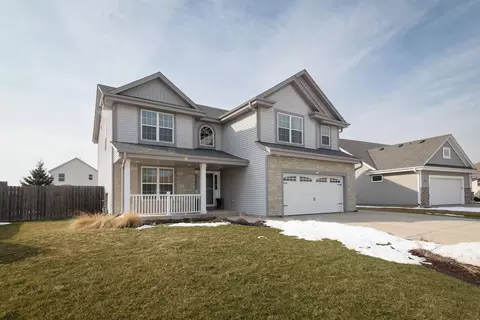 558 Yosemite, Hartford, WI 53027