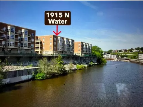 1915 N Water #303, Milwaukee, WI 53202