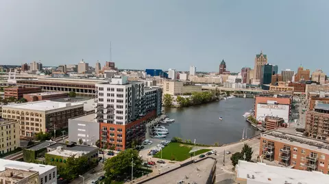 106 W Seeboth #510, Milwaukee, WI 53204