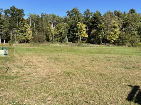 5788 Thull, Trenton, WI 53095