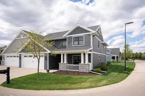 329 River, La Crosse, WI 54601