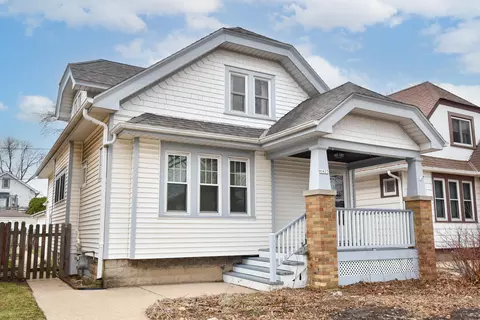 6425 W Chambers, Milwaukee, WI 53210