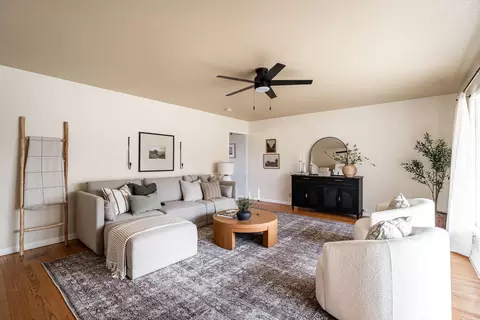 5706 W Luebbe, Milwaukee, WI 53223