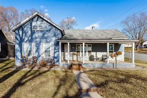 521 3rd, Onalaska, WI 54650