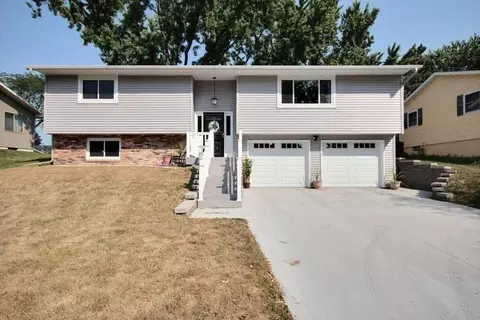 1025 Pierce, Onalaska, WI 54650