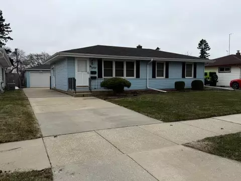 2727 Rosalind, Racine, WI 53403