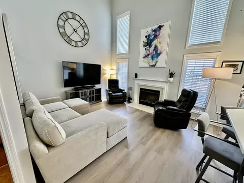 1737 Woodland #12-39, Geneva, WI 53147
