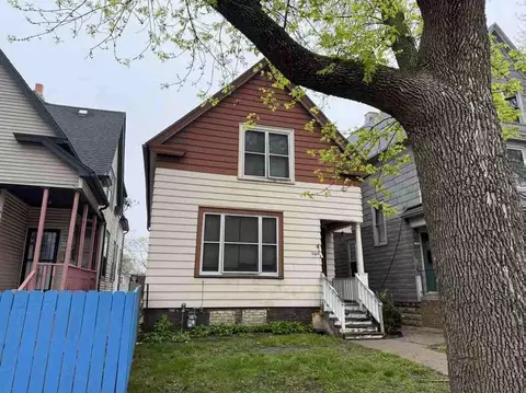1302 S 21st, Milwaukee, WI 53204