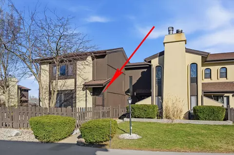 5270 Somerset #S, Greenfield, WI 53221