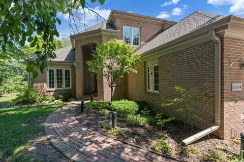 12434 N Golf, Mequon, WI 53092