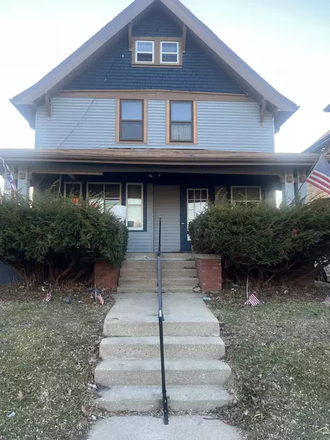 2143 S Layton, Milwaukee, WI 53215