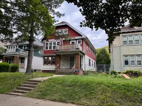 2745 N 48th #2747, Milwaukee, WI 53210