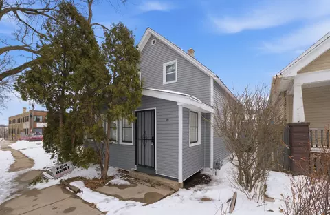 712 S 37th #712A, Milwaukee, WI 53215