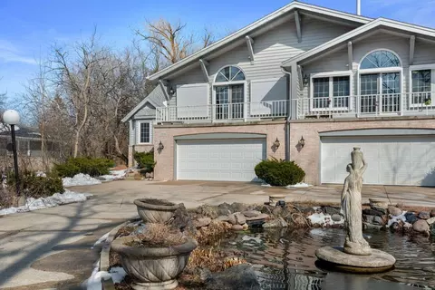 3030 S 130th, New Berlin, WI 53151