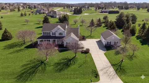 810 Black Squirrel, Hubertus, WI 53033
