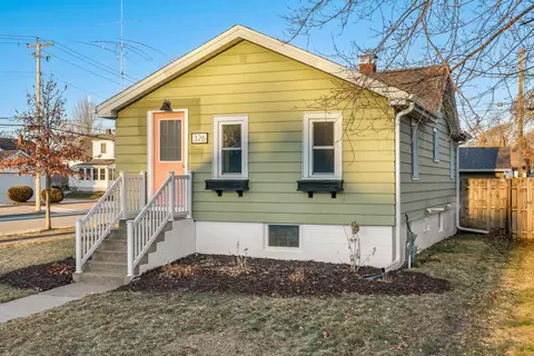 326 9th, Onalaska, WI 54650