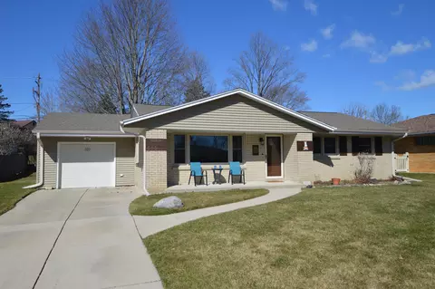 500 Parkway, South Milwaukee, WI 53172