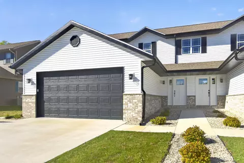 1334 Legion, West Bend, WI 53090