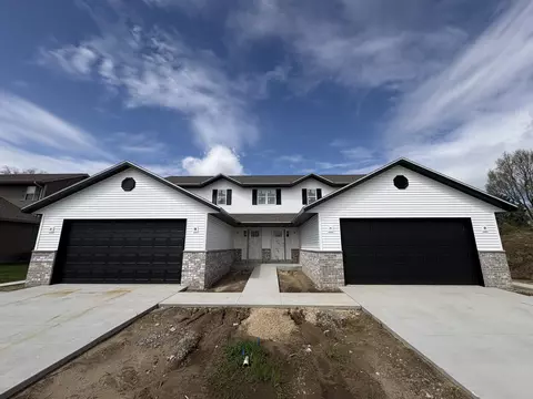 1334 Legion, West Bend, WI 53090