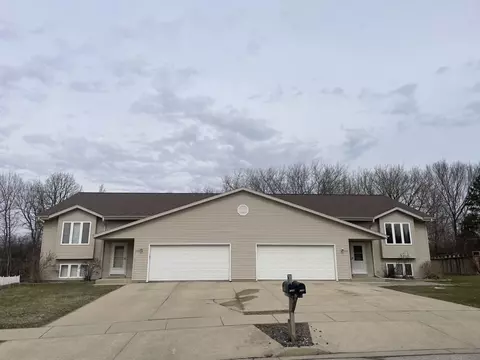 1348 Sunnydale #1350, West Bend, WI 53090